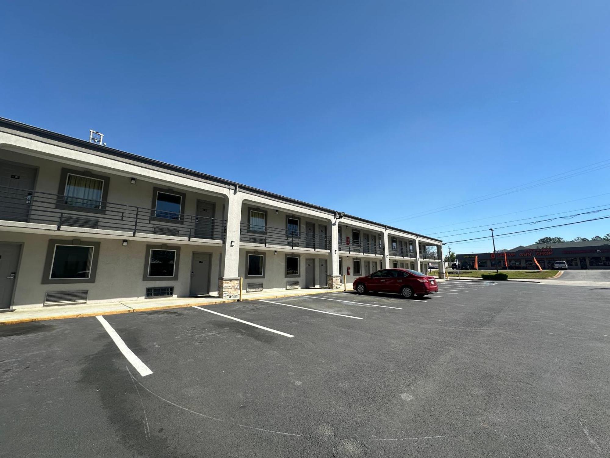 Executive Inn Locust Grove By Capital O Exteriör bild